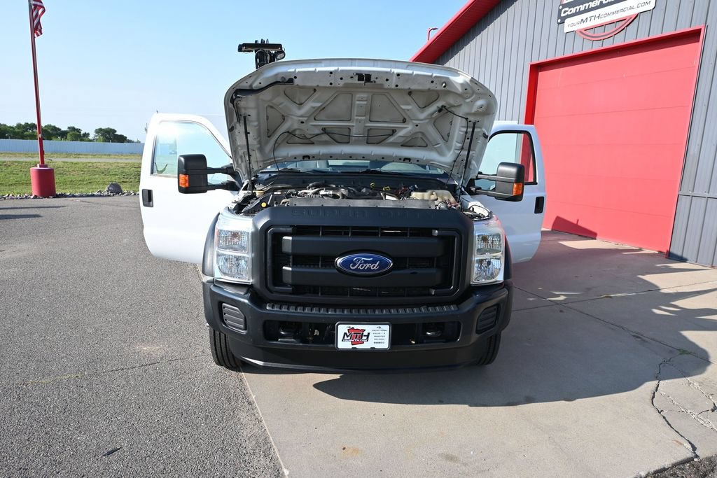 Used 2015 Ford F550 Luxury RWD image 12