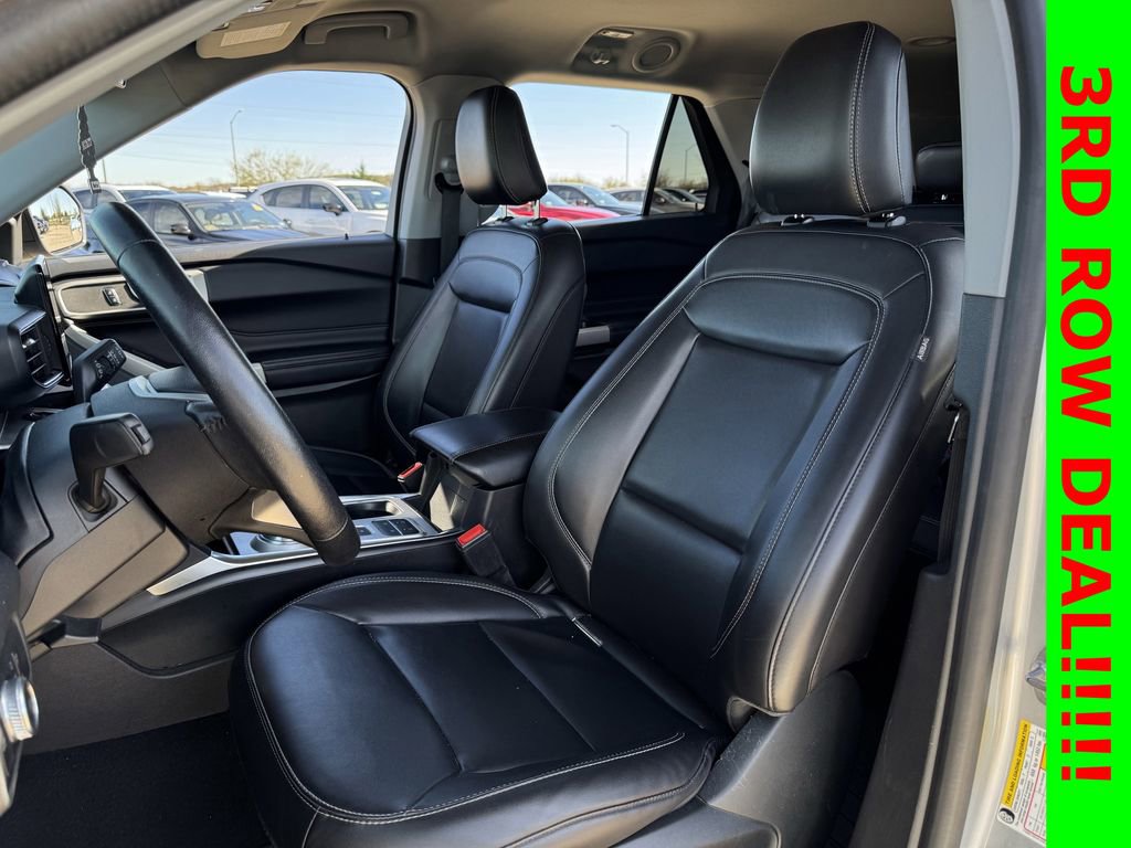 Used 2022 Ford Explorer XLT w/ Equipment Group 202A image 25