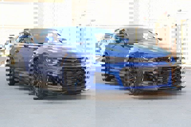 Used 2021 Chevrolet Camaro ZL1 image 2