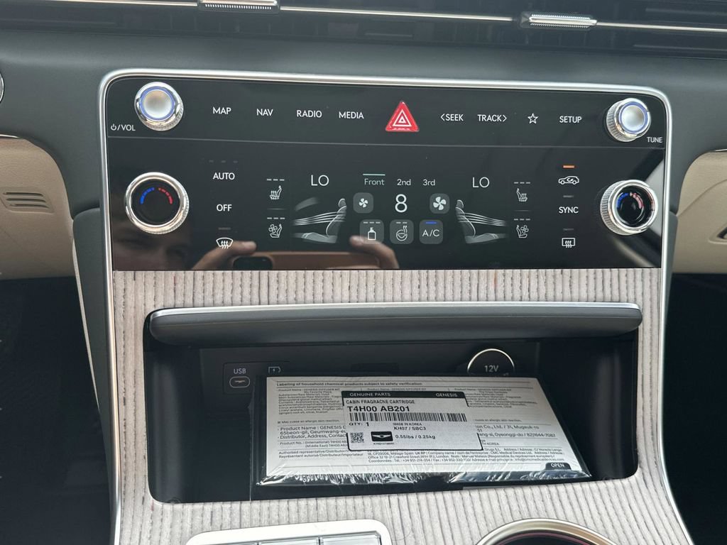 New 2026 Genesis GV80 2.5T Prestige AWD/4WD image 19