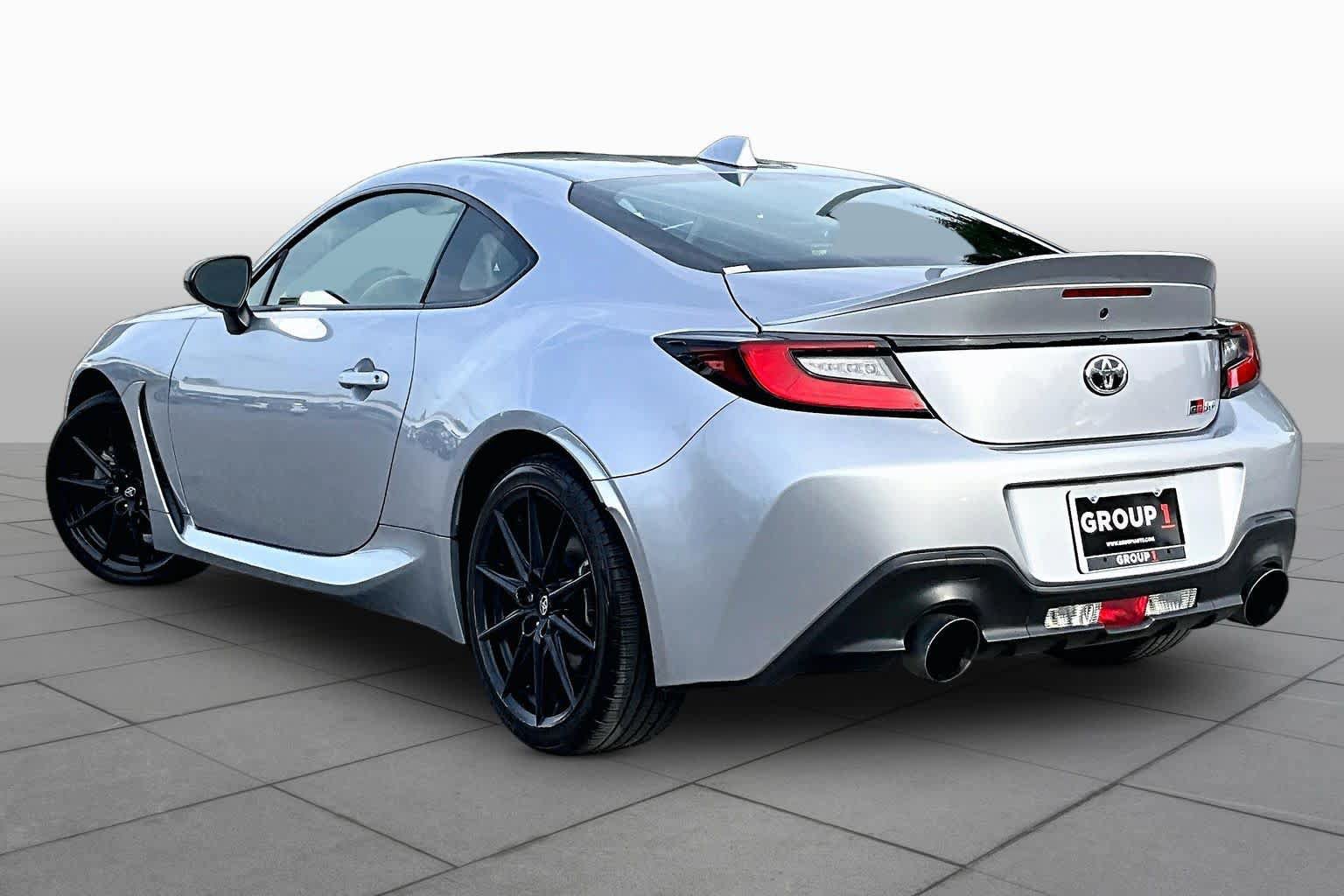 Used 2023 Toyota GR86 Premium RWD image 12