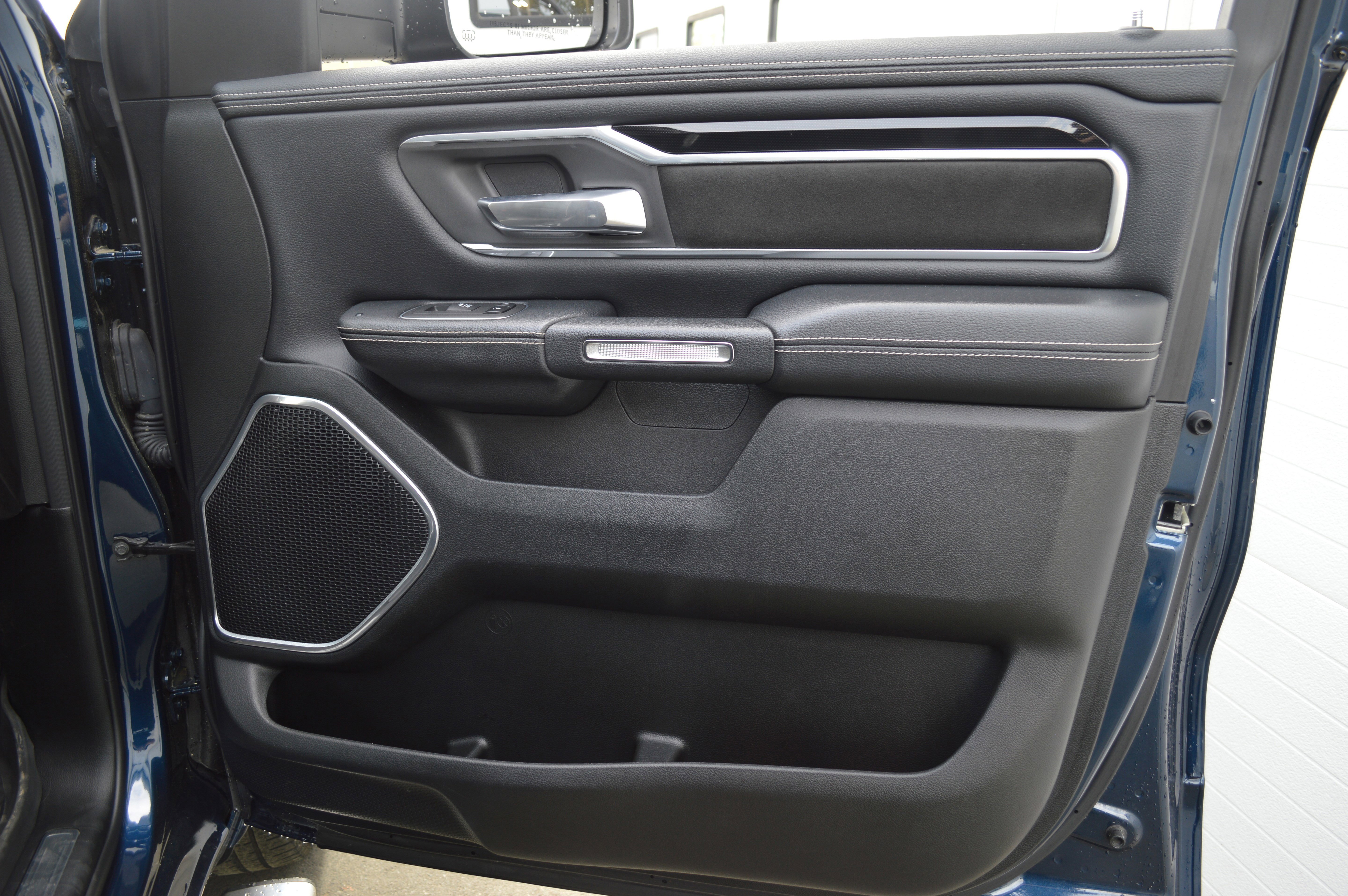Used 2020 RAM 1500 Laramie w/ Sport Appearance Package image 37
