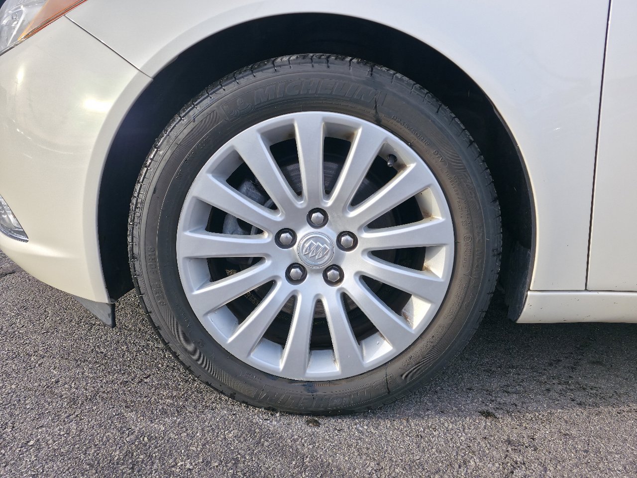 Used 2012 Buick Regal Premium image 11