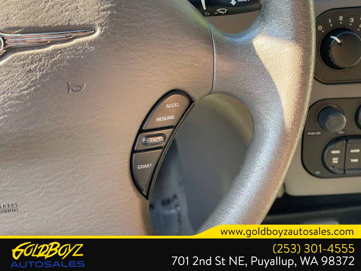 Used 2005 Chrysler Sebring Convertible FWD image 18