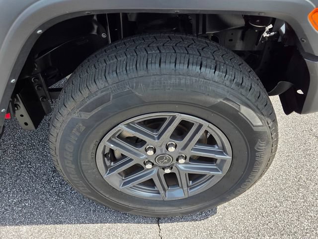 Used 2024 Jeep Wrangler Unlimited Sport AWD/4WD image 11