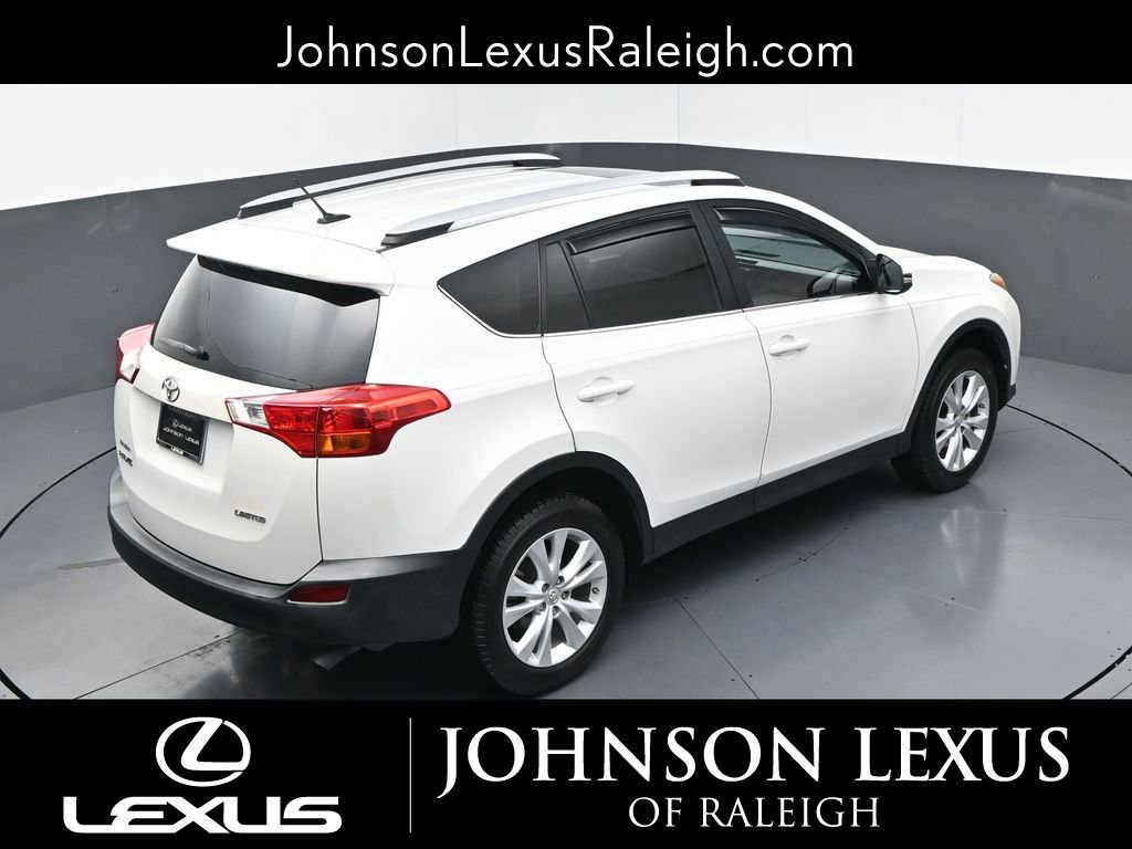 Used 2014 Toyota RAV4 Limited w/ Technology Package image 28