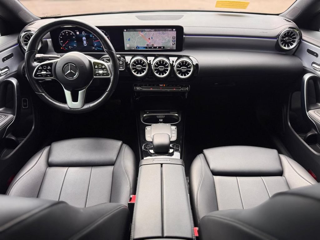 Used 2022 Mercedes-Benz CLA 250 4MATIC w/ Premium Package image 21