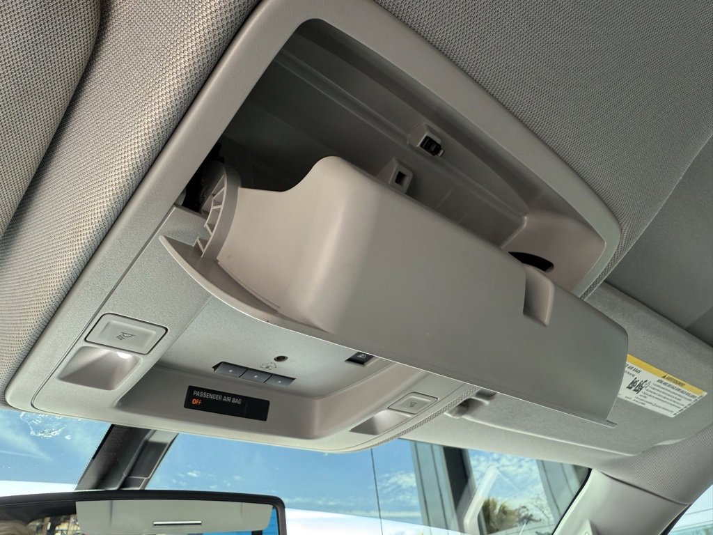 Used 2018 Chevrolet Silverado 1500 LT w/ Texas Edition image 24