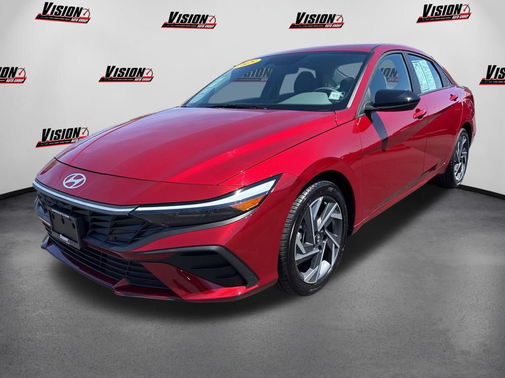 New 2025 Hyundai Elantra Sport FWD image 1
