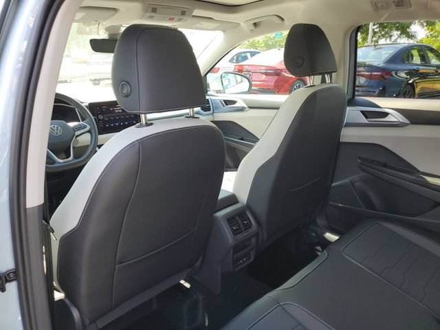 New 2026 Volkswagen Taos SE AWD/4WD image 10