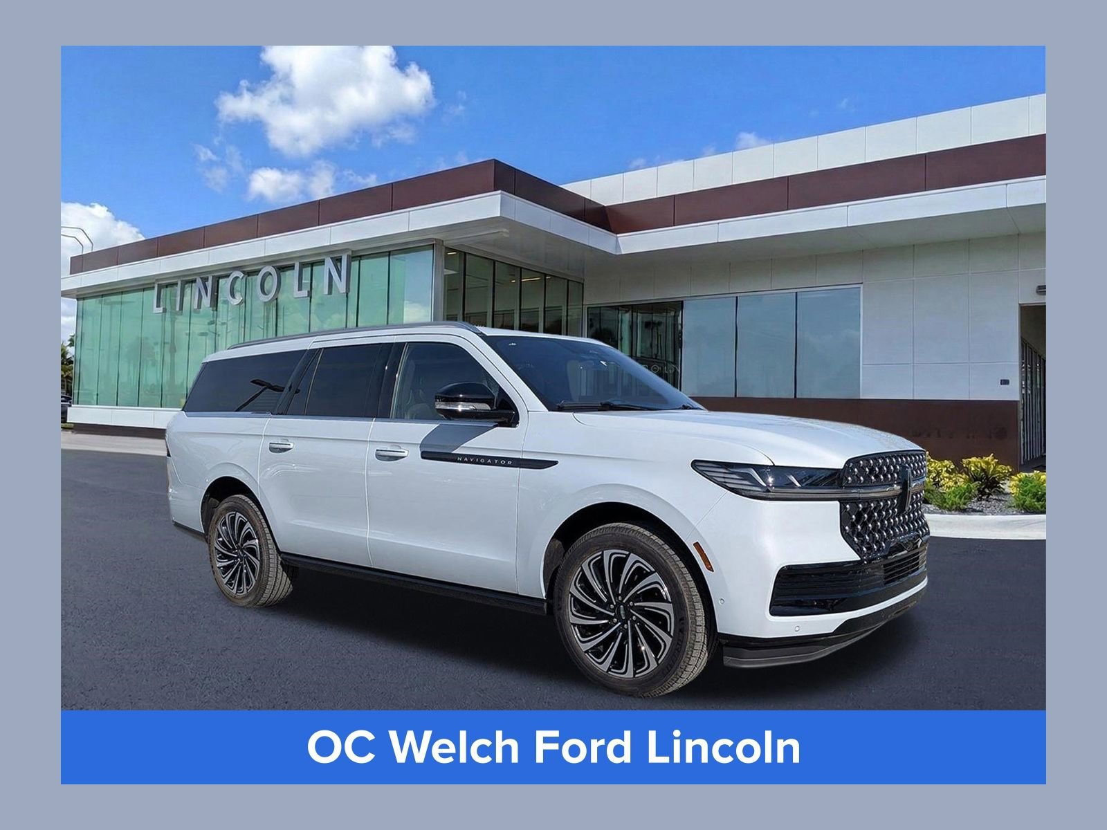 Certified 2025 Lincoln Navigator L Black Label image 1