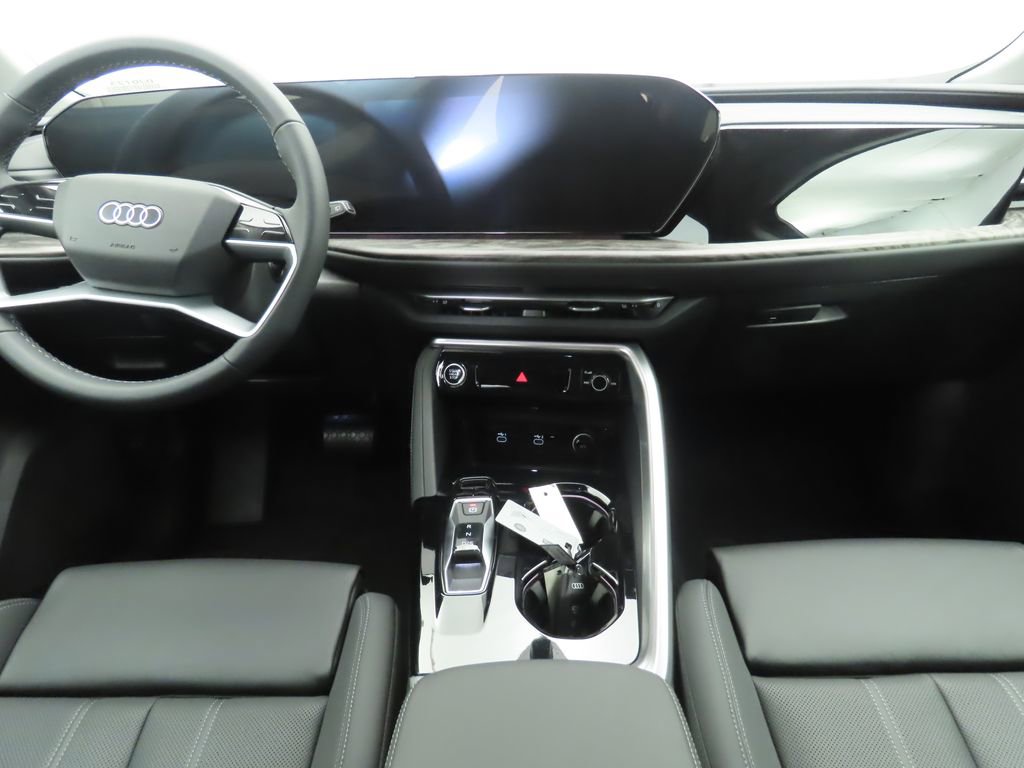 Used 2025 Audi Q5 Premium Plus w/ Premium Plus image 14