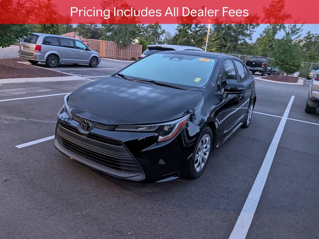 Certified 2024 Toyota Corolla LE FWD image 4