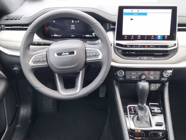 Used 2025 Jeep Compass Limited w/ Elite Group image 21