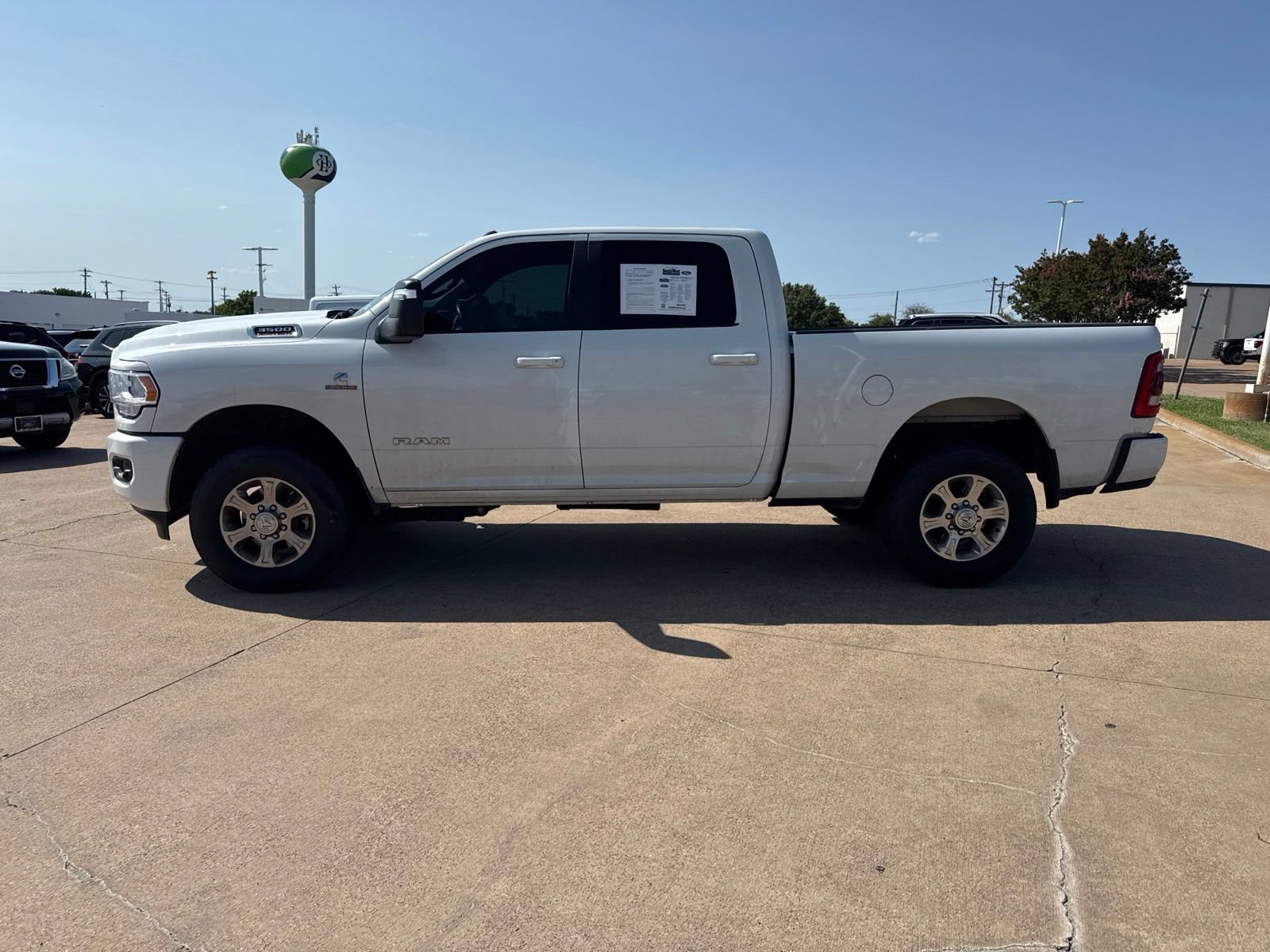 Used 2024 RAM 3500 Big Horn w/ Sport Appearance Package AWD/4WD image 4