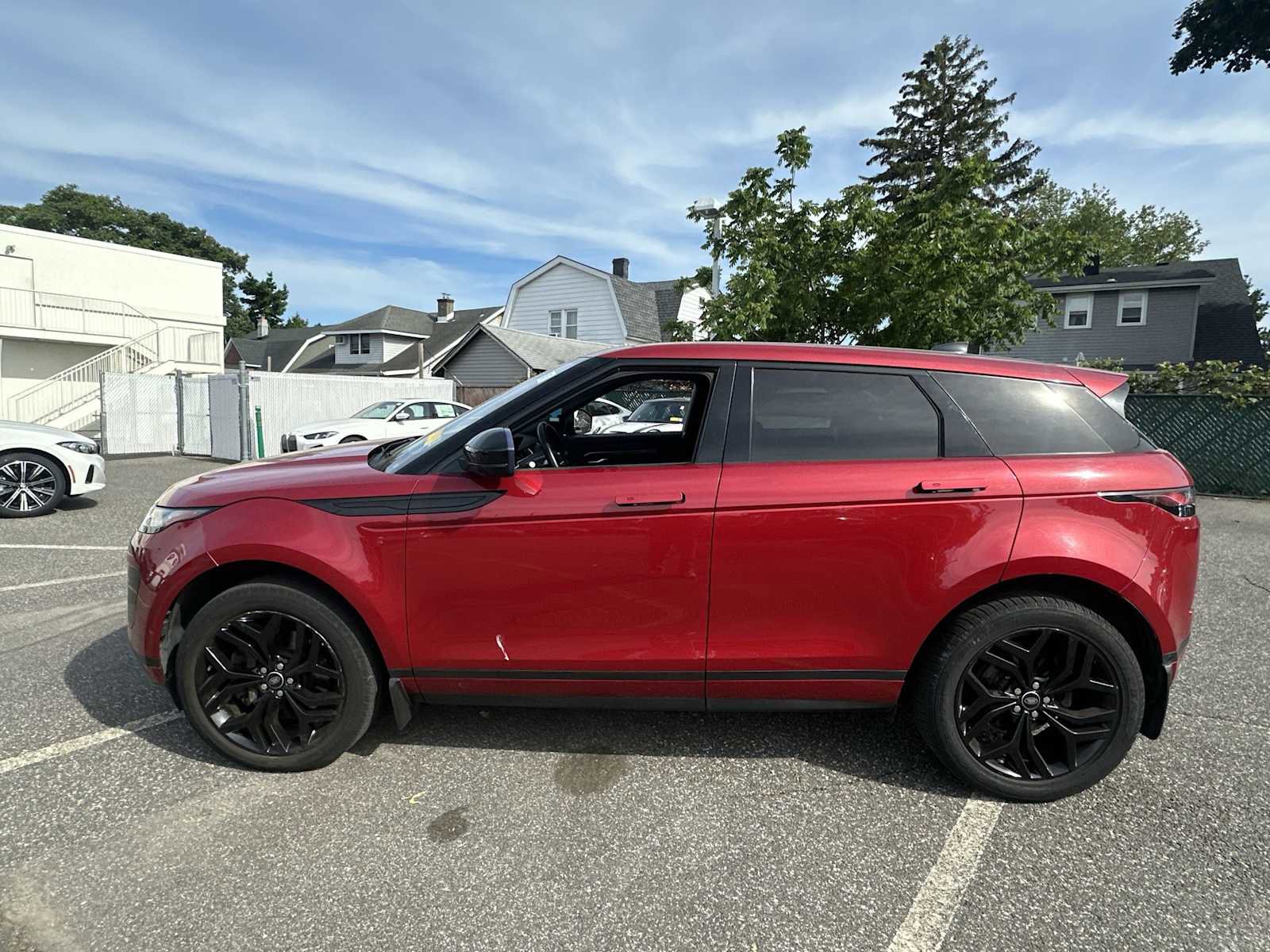 Used 2020 Land Rover Range Rover Evoque SE AWD/4WD image 4