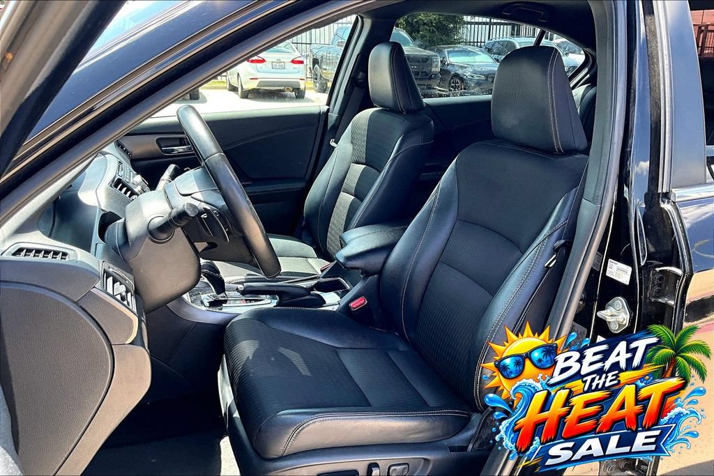 Used 2017 Honda Accord Sport image 29