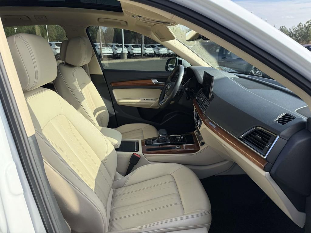 Used 2021 Audi Q5 2.0T Premium Plus w/ Premium Plus Package image 17
