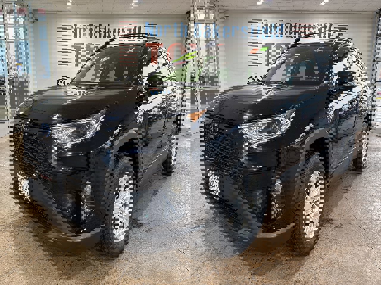 Certified 2020 Toyota RAV4 XLE image 6