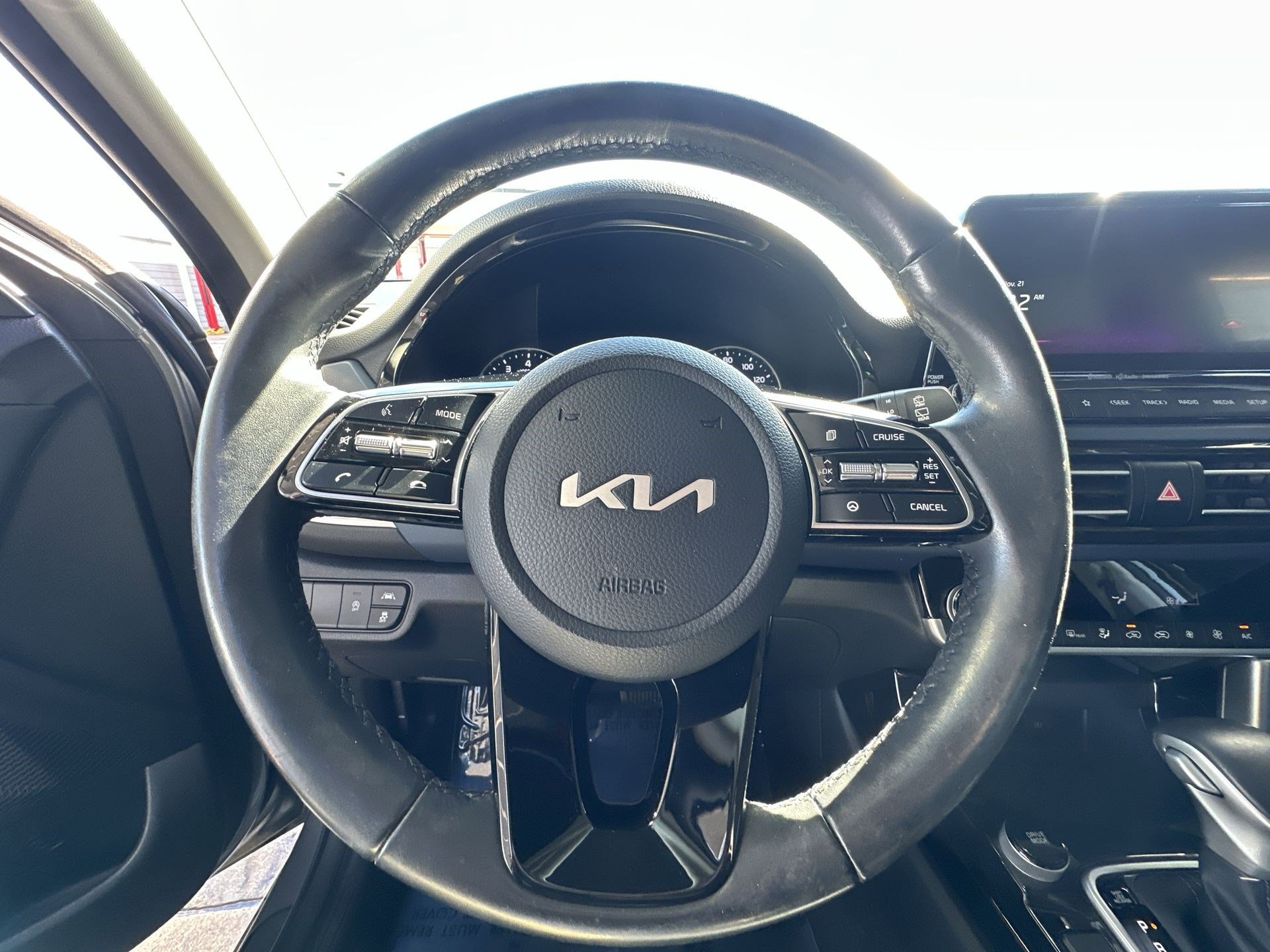 Used 2023 Kia Seltos S w/ Navigation Package image 11