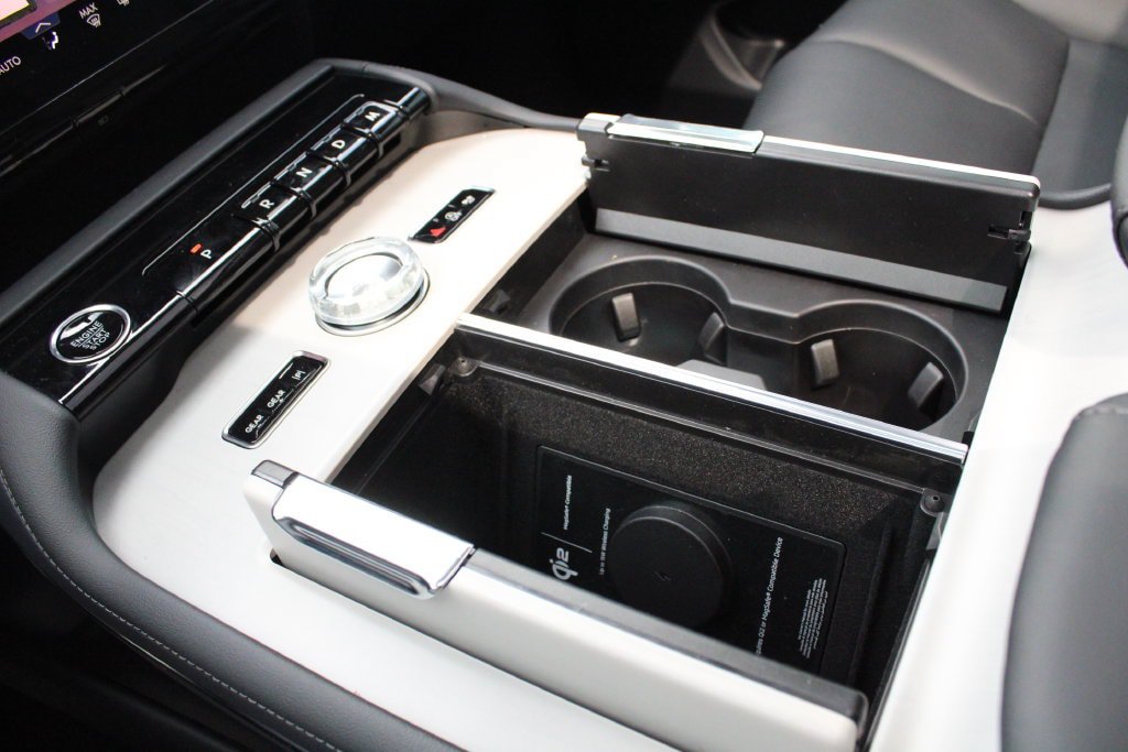 New 2027 Lincoln Navigator Reserve w/ Jet Appearance Package AWD/4WD image 15