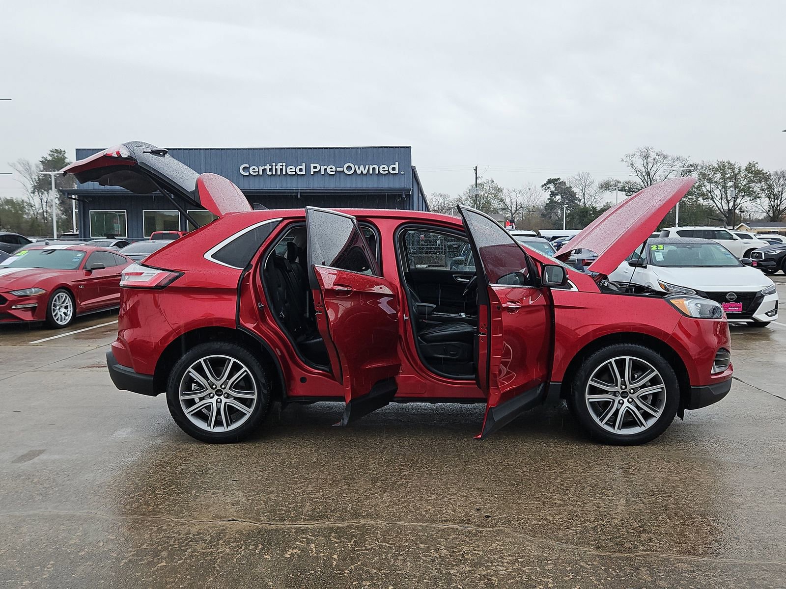 Used 2023 Ford Edge Titanium image 12