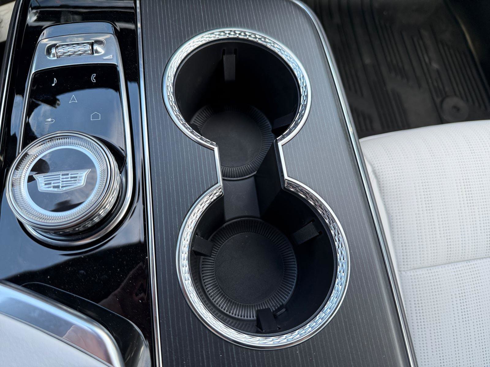 New 2026 Cadillac Lyriq Luxury image 28