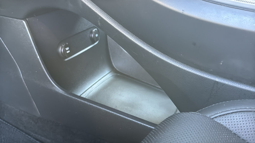Used 2024 Hyundai Palisade SEL FWD image 24