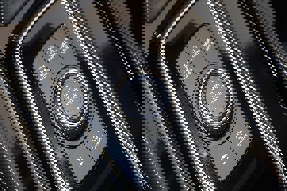 Used 2023 INFINITI QX80 Premium Select w/ All-Season Package image 27