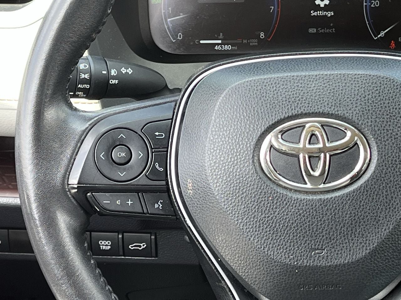 Used 2023 Toyota RAV4 Limited FWD image 12