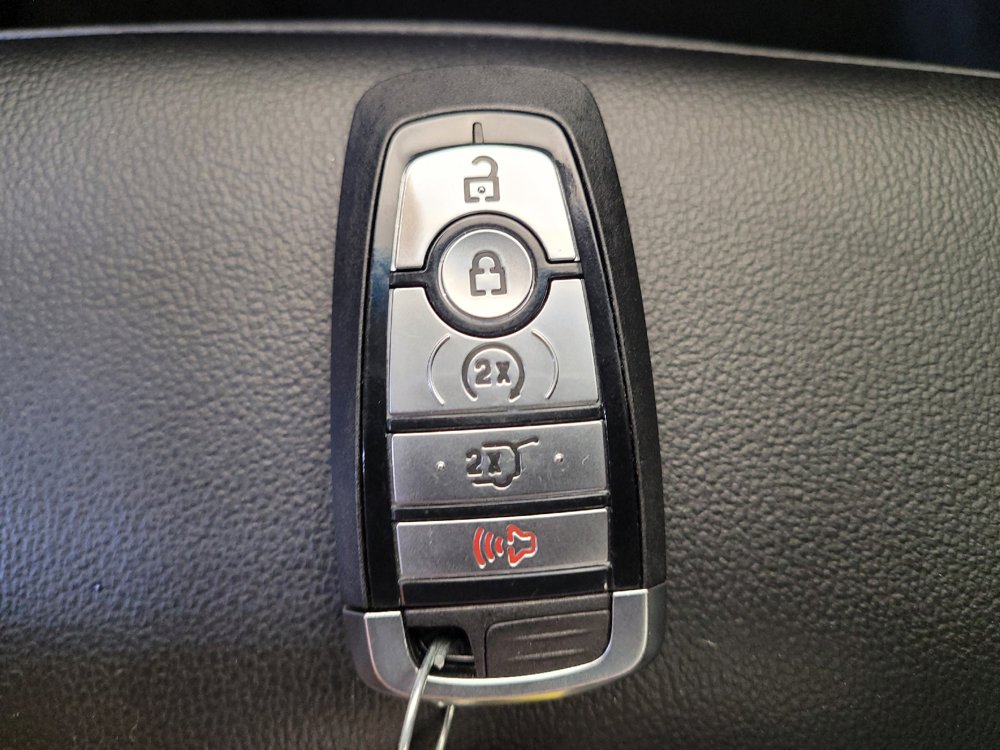 Used 2020 Ford Edge SEL w/ Convenience Package AWD/4WD image 32
