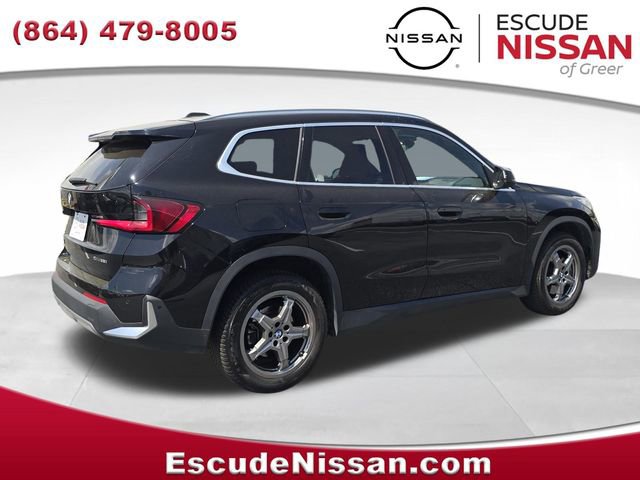 Used 2023 BMW X1 xDrive28i AWD/4WD image 3