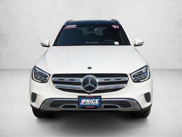 Used 2021 Mercedes-Benz GLC 300 4MATIC image 2