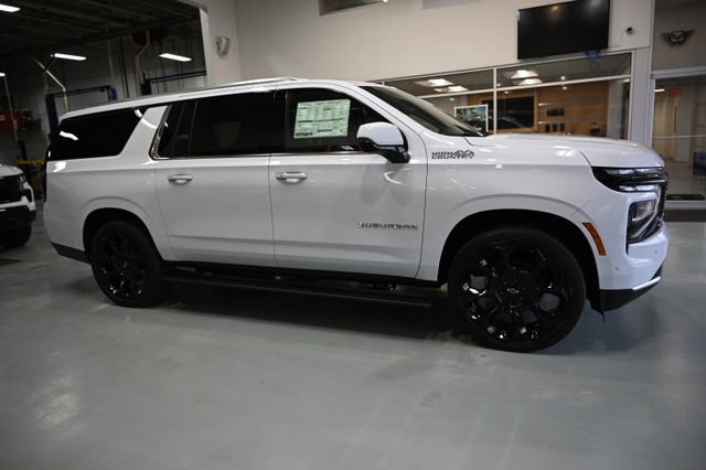 New 2026 Chevrolet Suburban High Country AWD/4WD image 8