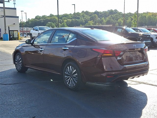 Used 2023 Nissan Altima 2.5 SV image 4