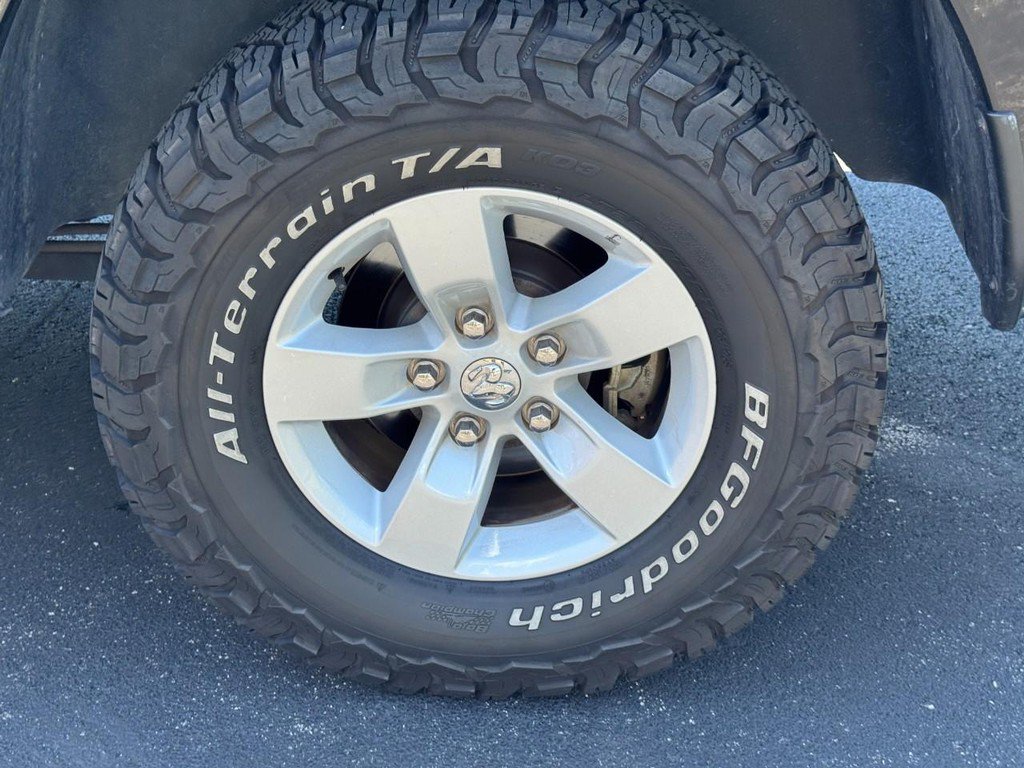 Used 2023 RAM 1500 Classic SLT w/ Trailer & Traction Group AWD/4WD image 7