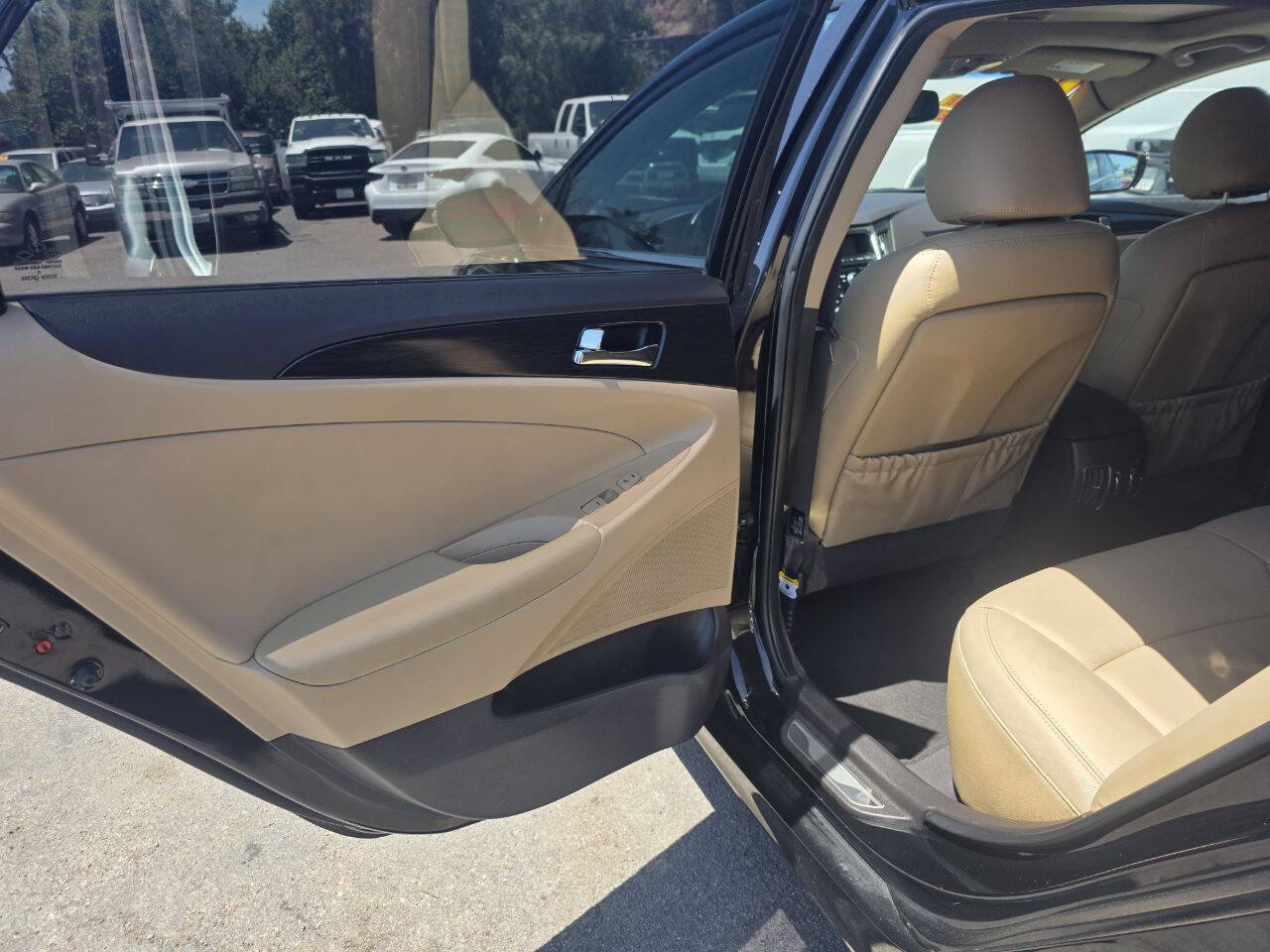 Used 2011 Hyundai Sonata Limited FWD image 8