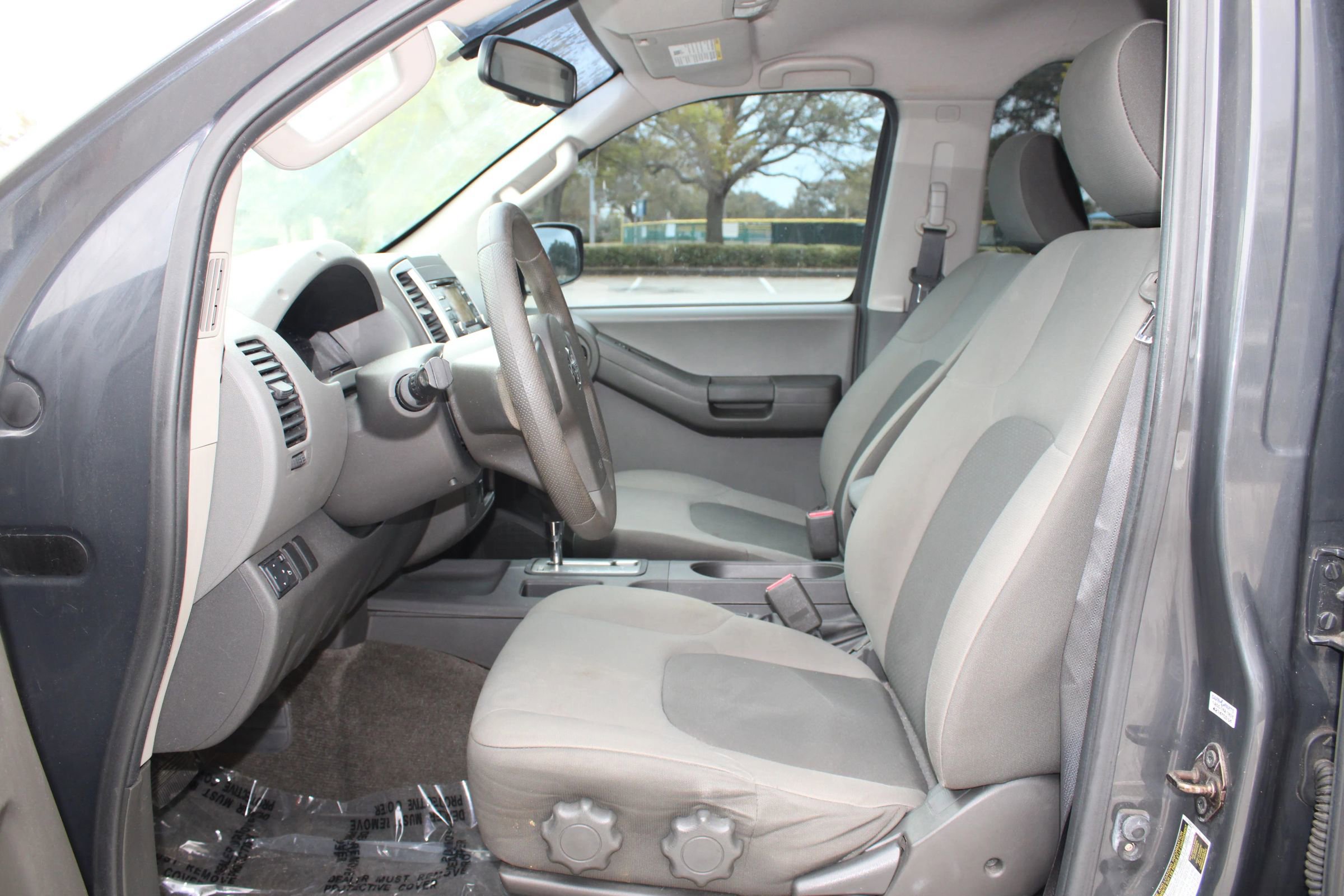 Used 2013 Nissan Xterra S w/ Value Package image 5