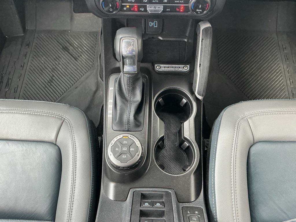 Used 2022 Ford Bronco Outer Banks w/ Sasquatch Package AWD/4WD image 15