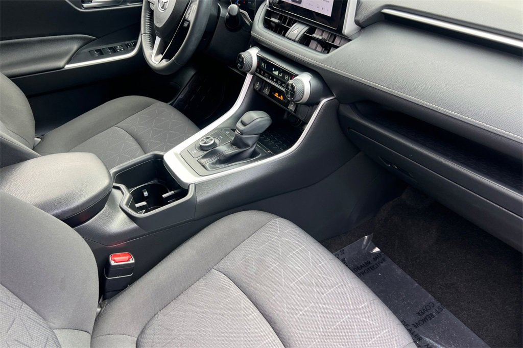 Certified 2024 Toyota RAV4 XLE image 17