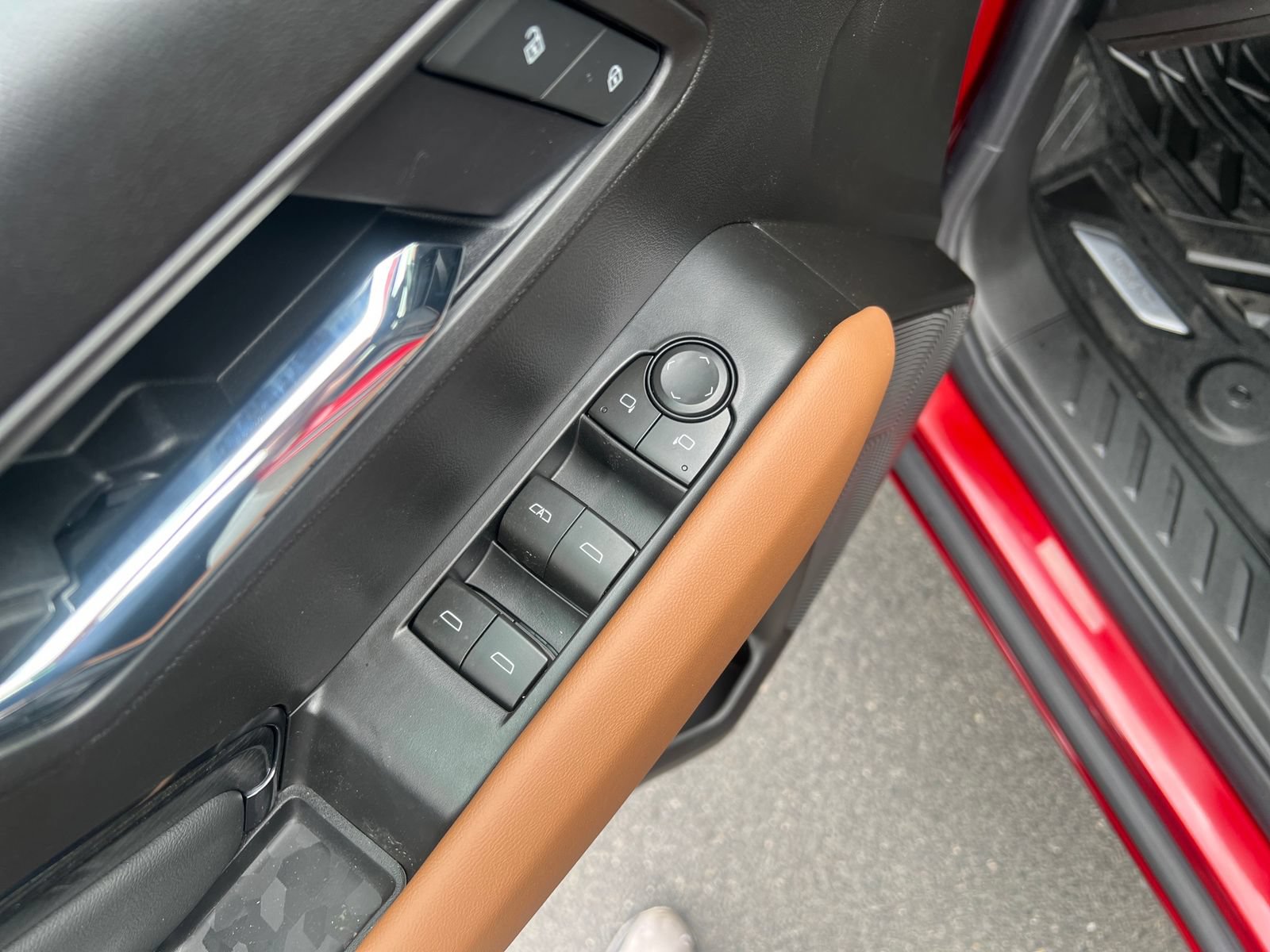 New 2026 GMC Canyon AT4 AWD/4WD image 13