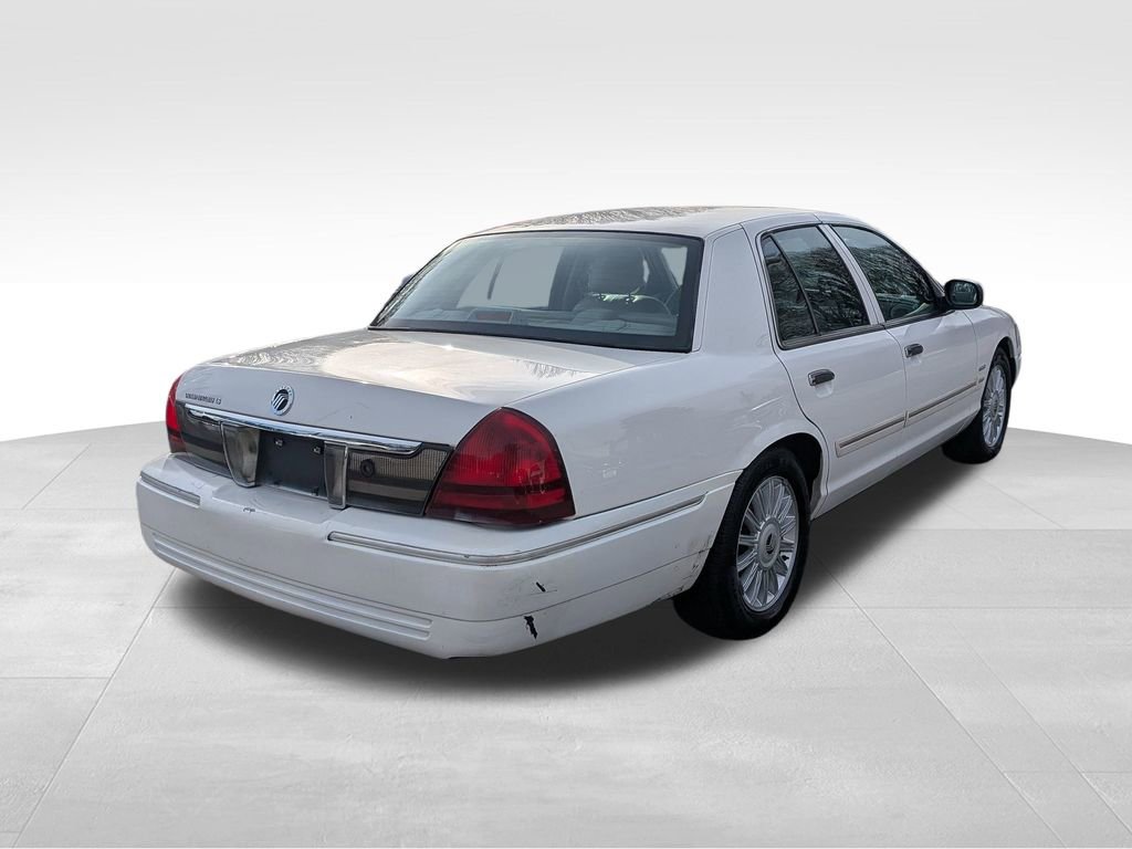Used 2010 Mercury Grand Marquis LS image 7