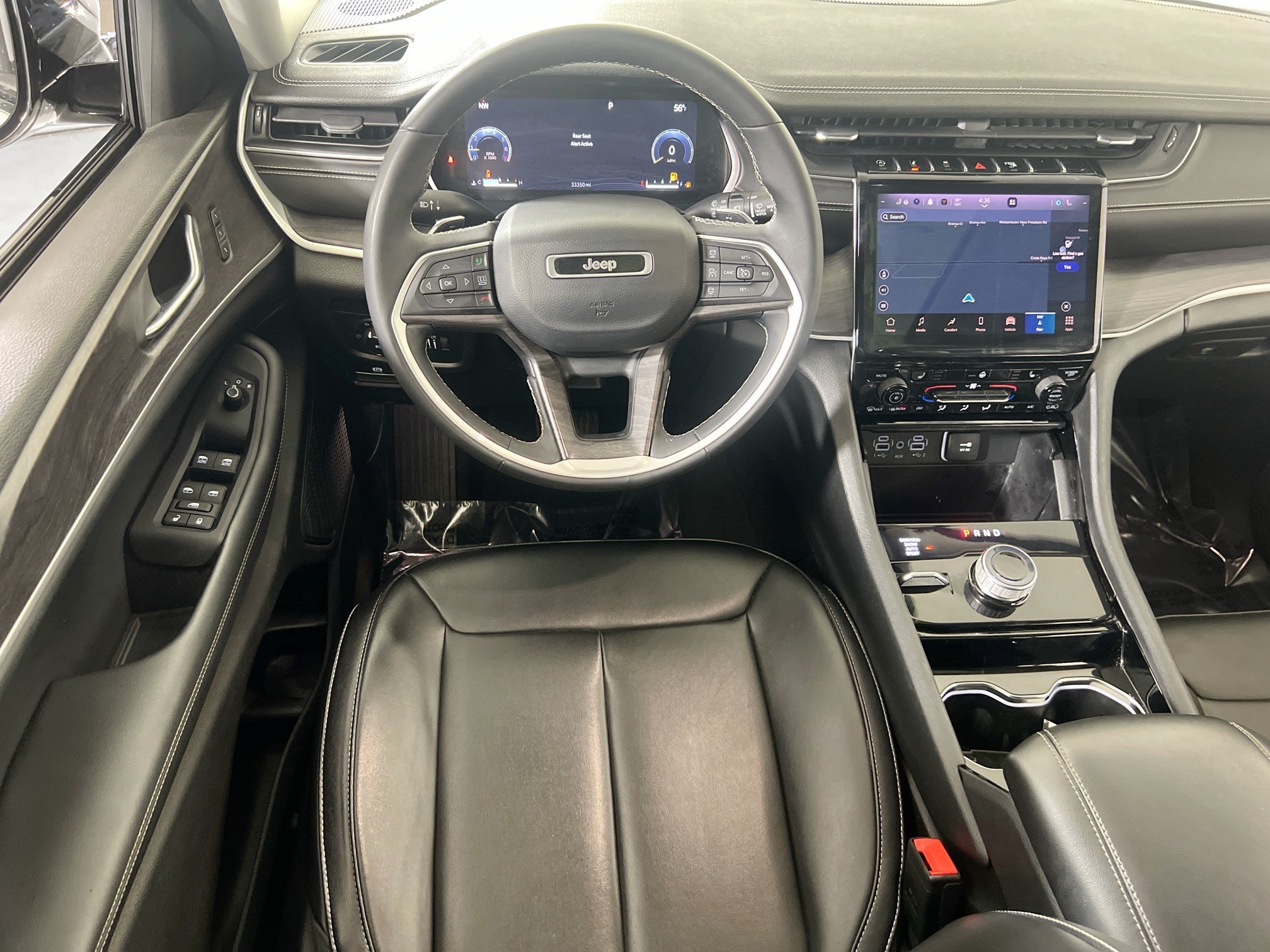 Used 2023 Jeep Grand Cherokee Limited AWD/4WD image 23