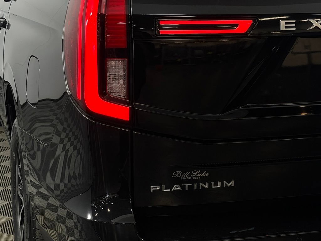 Used 2025 Ford Expedition Max Platinum AWD/4WD image 11