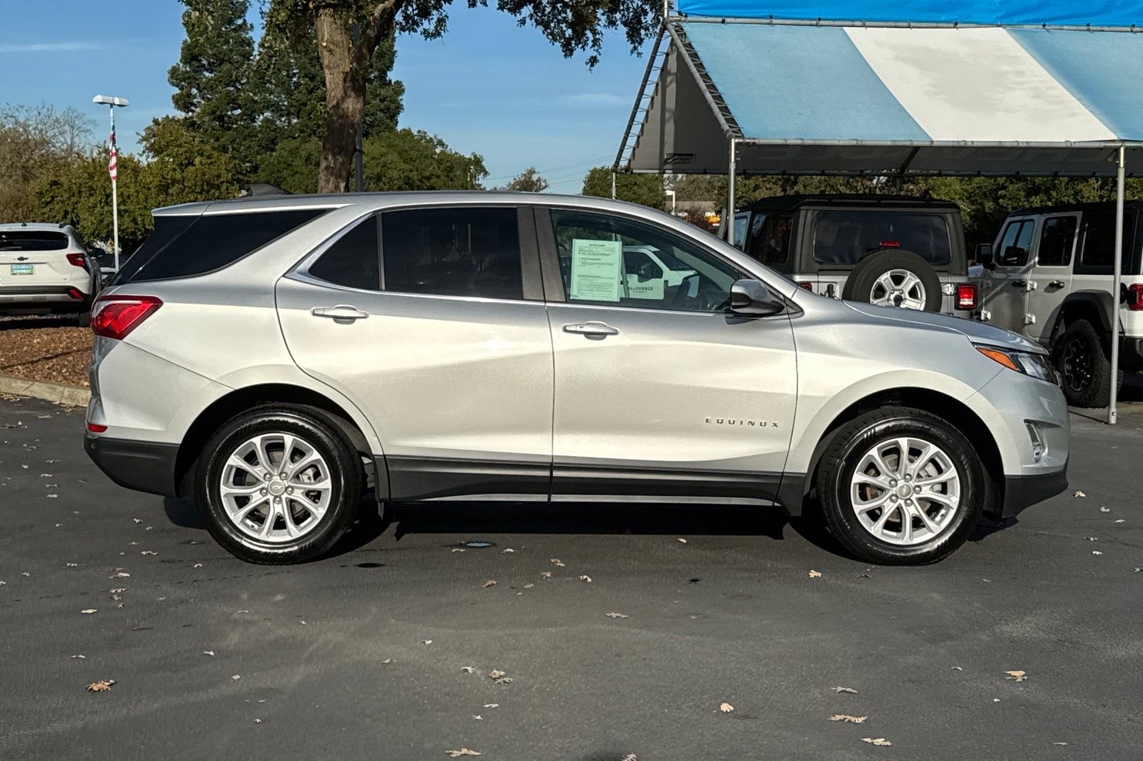 Certified 2021 Chevrolet Equinox LT w/ Driver Convenience Package image 2