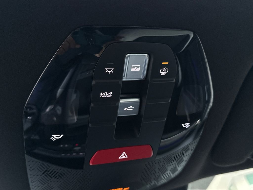 Certified 2024 Kia EV9 GT-Line AWD/4WD image 36