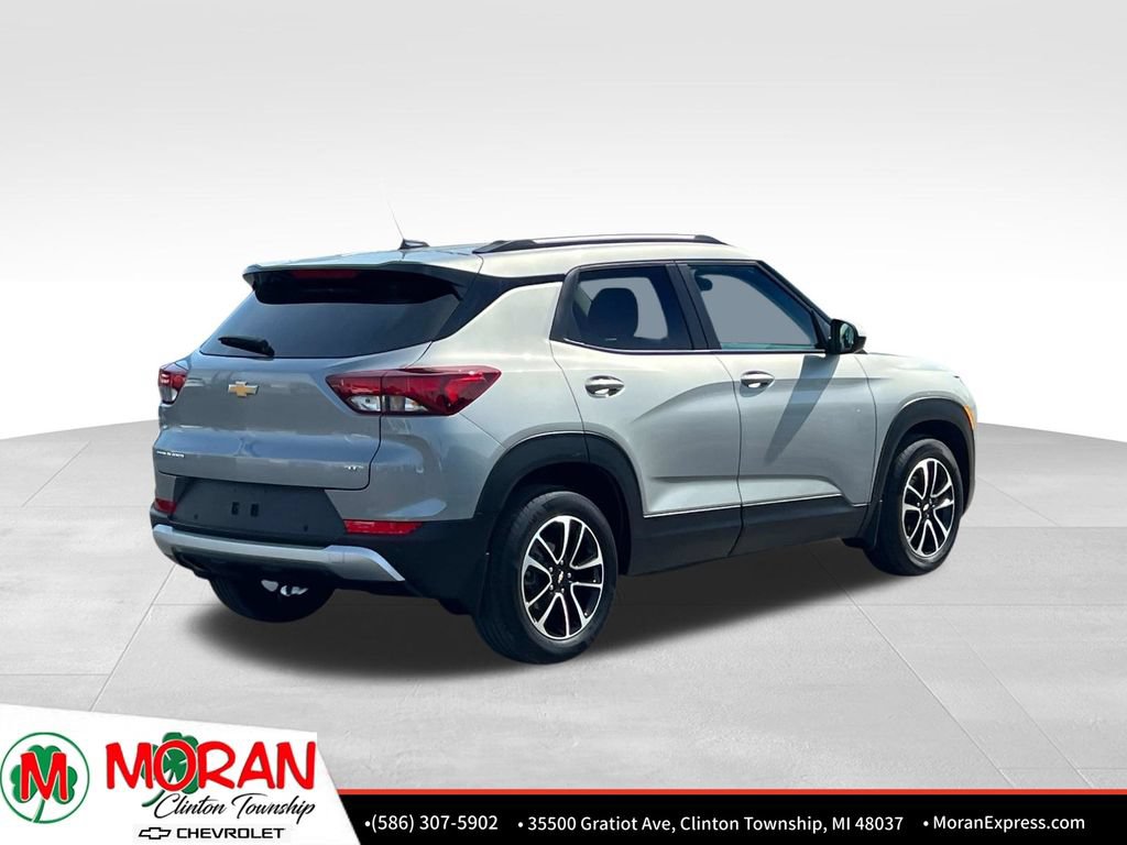 Certified 2024 Chevrolet TrailBlazer LT w/ LT Cold Weather Package FWD image 6