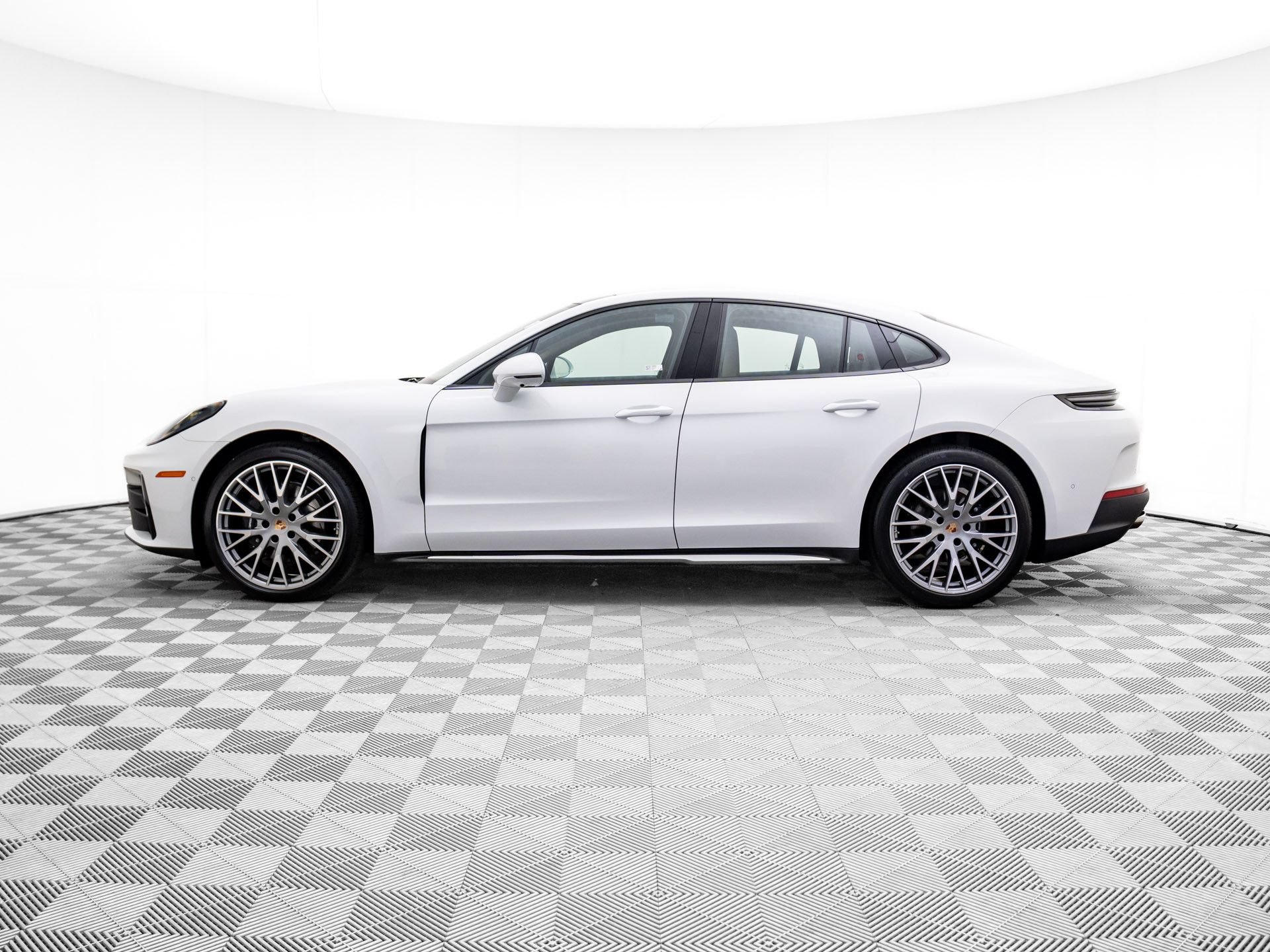 New 2026 Porsche Panamera 4 AWD/4WD video 2