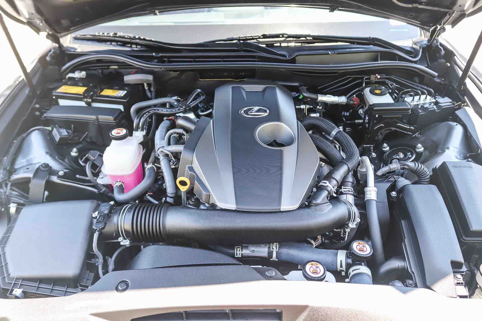 Used 2022 Lexus IS 300 RWD image 27