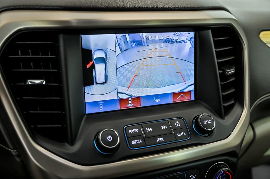 Used 2018 GMC Acadia Denali w/ Technology Package AWD/4WD image 25